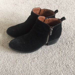 Lucky Brand ankle booties